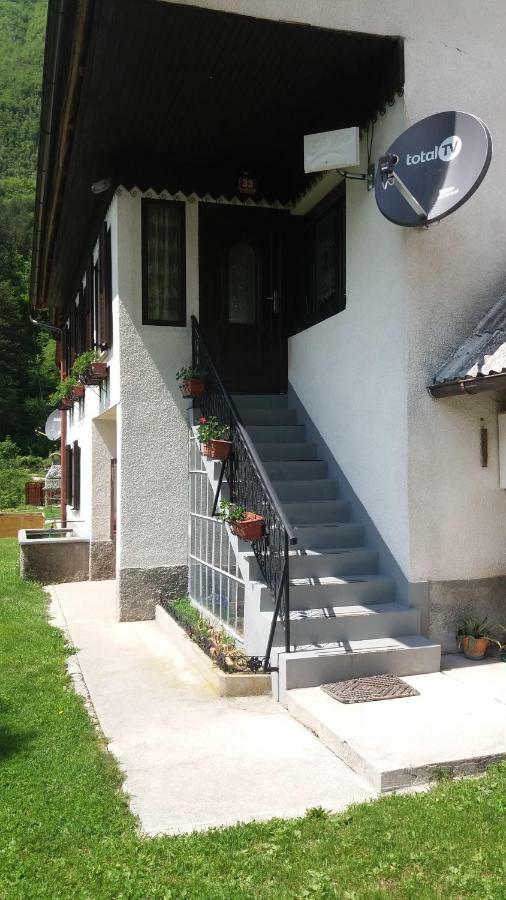 Apartma Kukc Bovec Appartement Kal-Koritnica Buitenkant foto